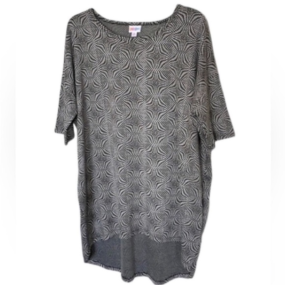 LuLaRoe Irma Tunic Top Asymmetrical Hem Oversize Black White Geometric Stretch - Picture 12 of 16